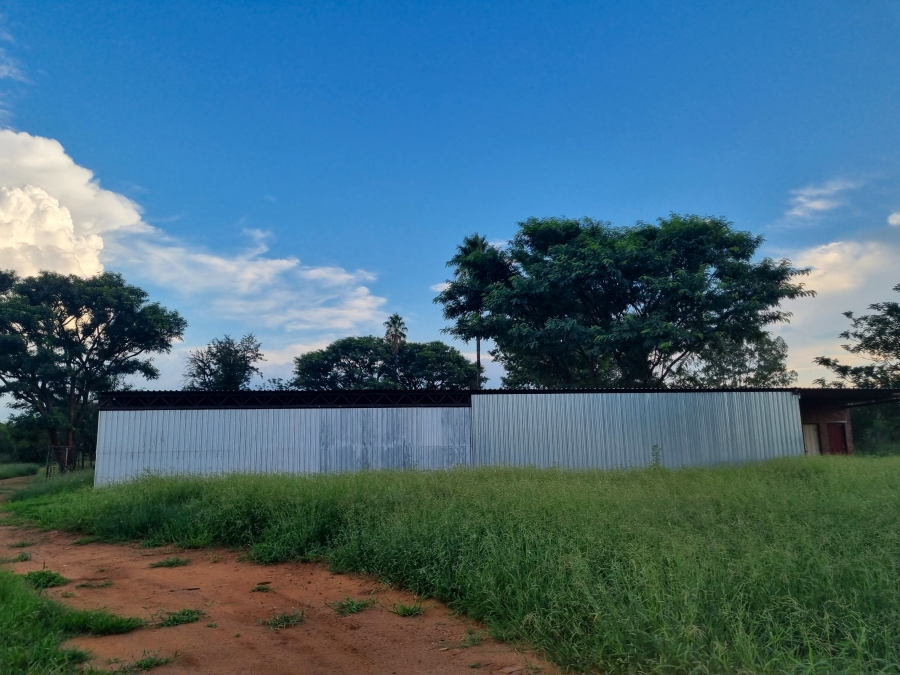 Commercial Property for Sale in Schylock A H North West